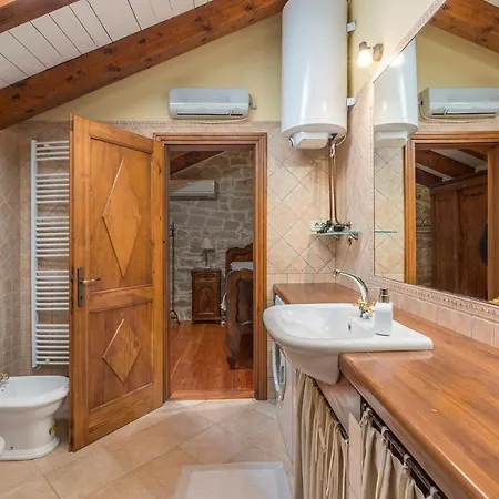 Charming Stone Pakich With Private Pool Jakici