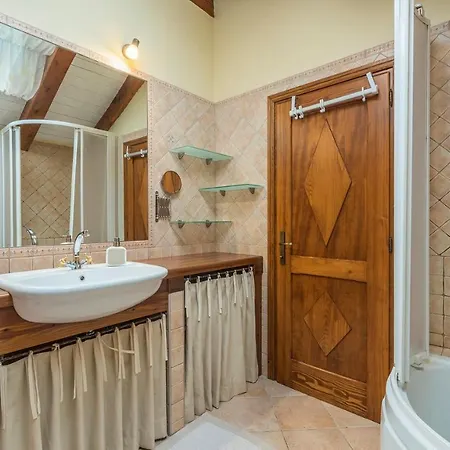 别墅 Charming Stone Pakich With Private Pool