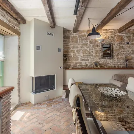 别墅 Charming Stone Pakich With Private Pool