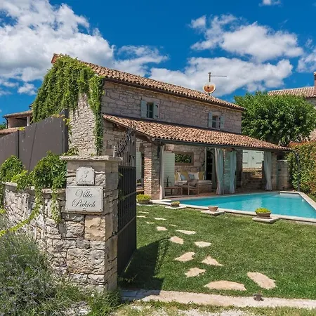 Charming Stone Pakich With Private Pool